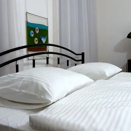 U Salonu Virginia Apartamento Česká Kamenice